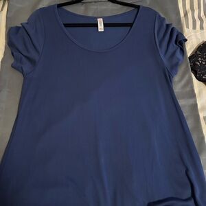 Lularoe Classic Tee